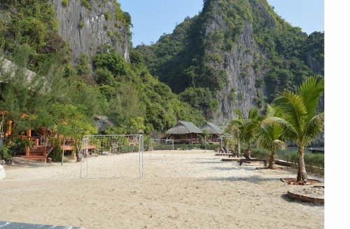 Cat Ba Sandy Beach Resort image 26